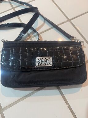 Sleek Black Croc-Embossed Crossbody Bag with Silver Accent